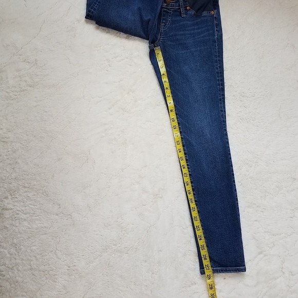 Madewell Maternity Side-Panel Skinny Jeans in Wendover - Picture 7 of 13